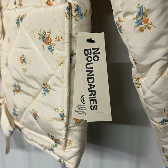 No Boundaries Floral Quilted Bow Jacket Cottagecore Coquette Cropped Puffer NWT - Picture 6 of 11